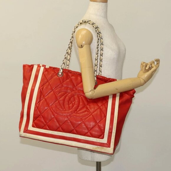 CHANEL Matelasse Chain Tote Bag Lamb Skin Red Silver CC Auth 120921 - Picture 15 of 16